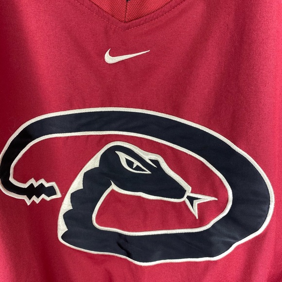 Medium Nike V Neck Diamondbacks - Picture 2 of 5